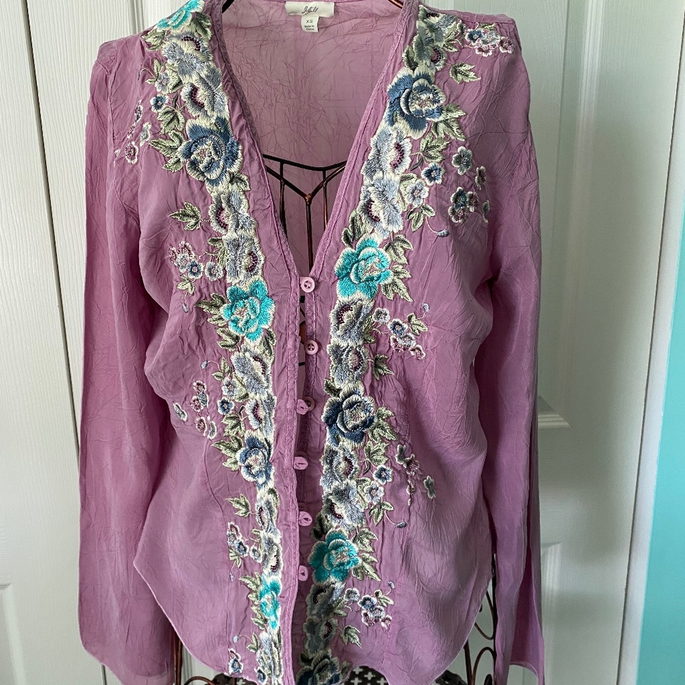 Long sleeve button up Floral embroidered J Jill Top